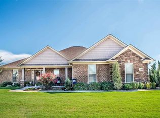 107 Carleighfalls Dr, Meridianville, AL 35759