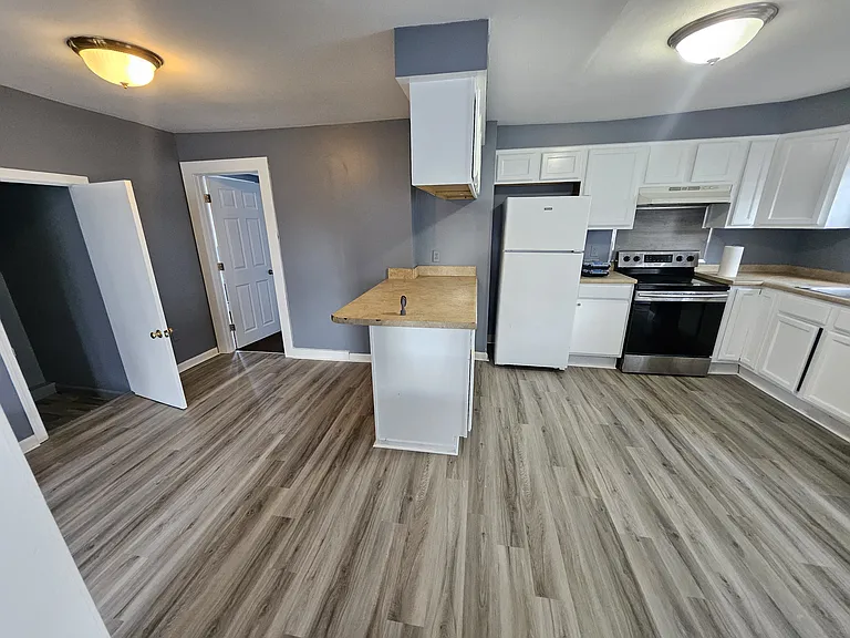 58 Walnut St — Photo 9