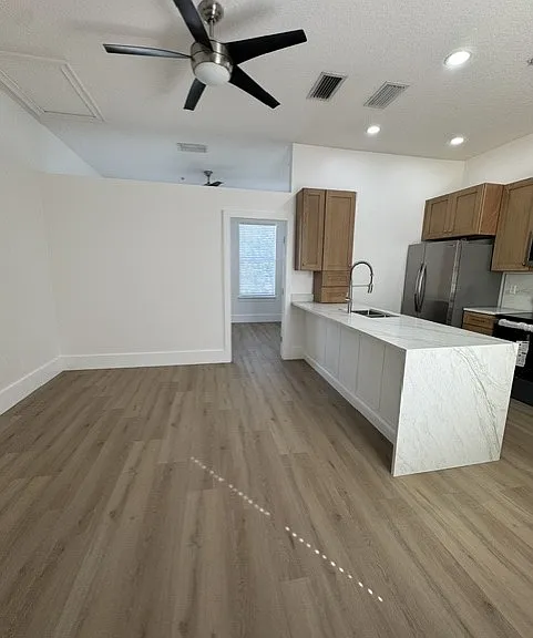 1411 Lake Baldwin Ln #C — Photo 5