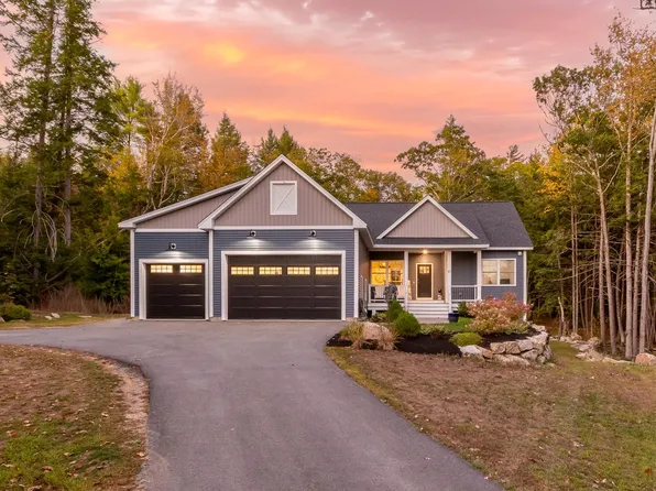 41 Baldwin Avenue, New Hampton, NH 03256