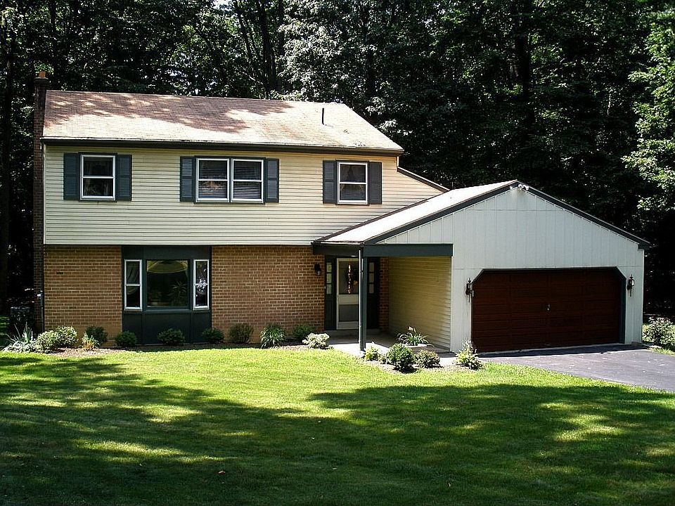 Front Level Lot