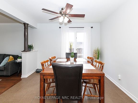 5th image of 16 Leonard Dr