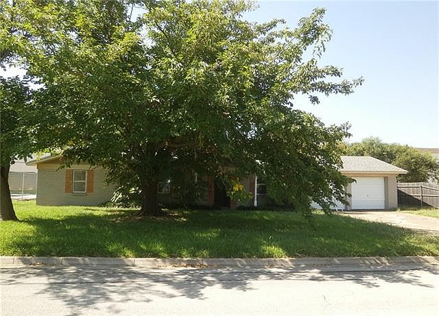 2nd image of 7816 Birchwood Dr