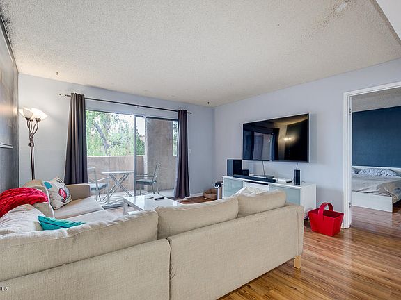 3rd image of 540 N May St APT 2071