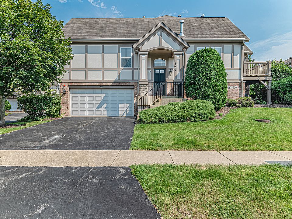 1st image of 227 Rosehall Dr