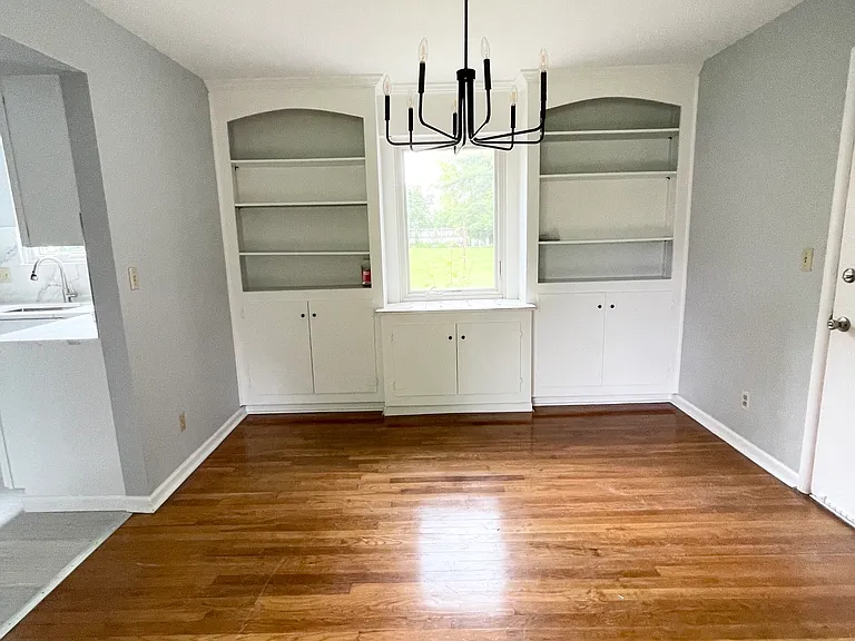 5800 Harlem Rd — Photo 13
