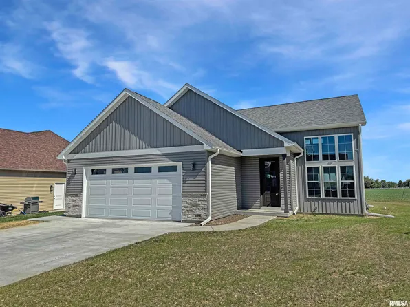 603 W North St, Mount Sterling, IL 62353
