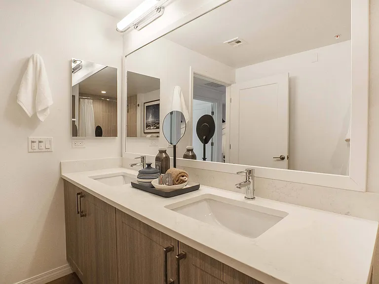Marisol Apartments — Photo 7
