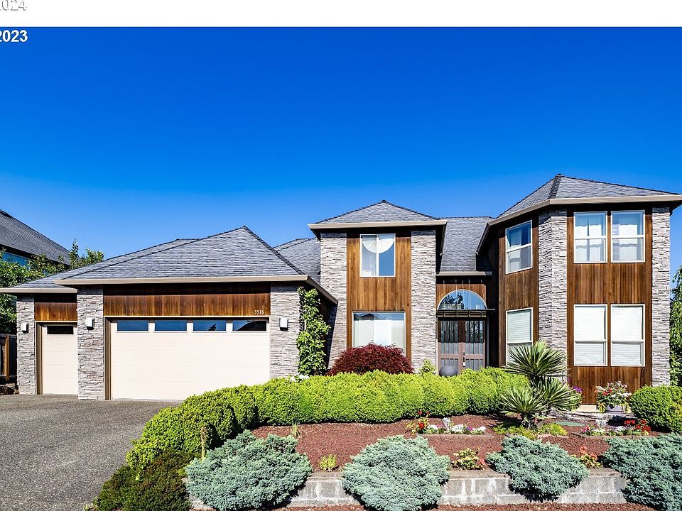 1st image of 3516 NE Ione St