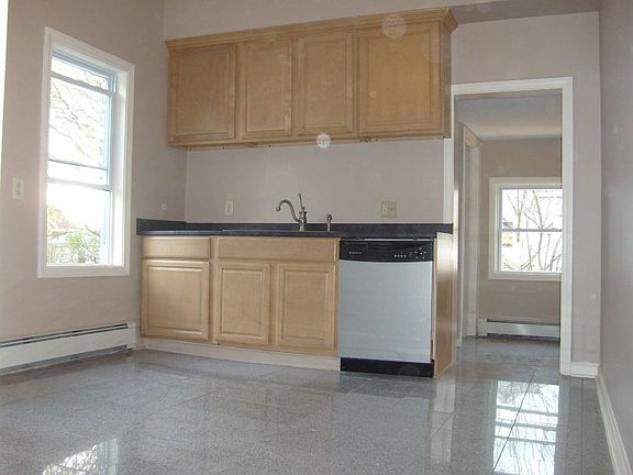 New kitchen, Granite Floors