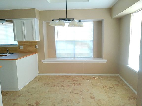 4th image of 1762 Star Cove Dr