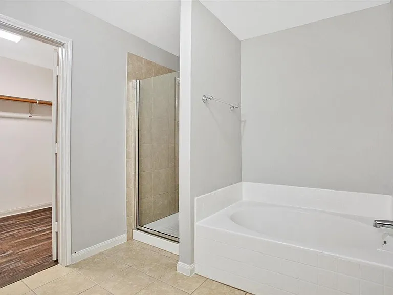 104 Indigo Brush Dr — Photo 32