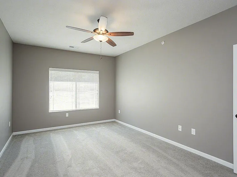 Timberline Apartments — Photo 34