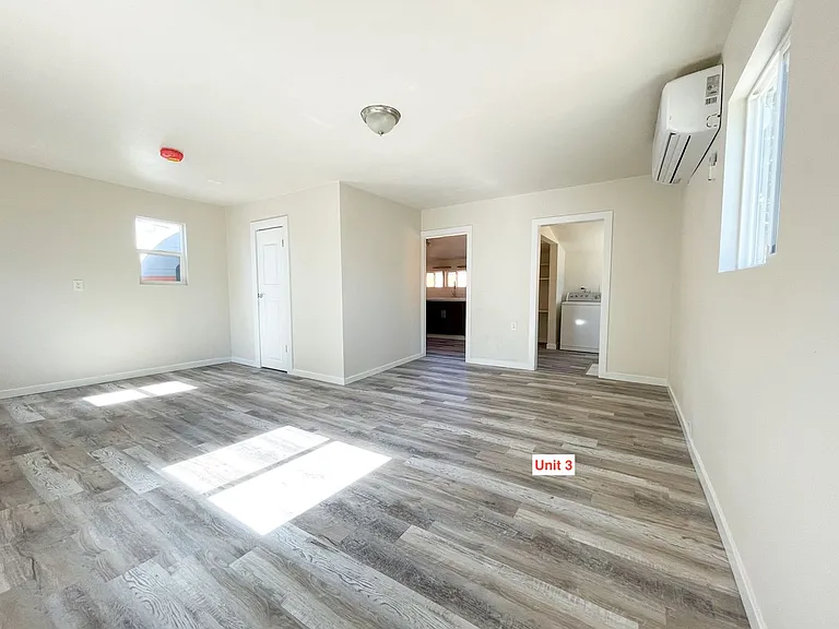 1590 Tamarac St — Photo 9