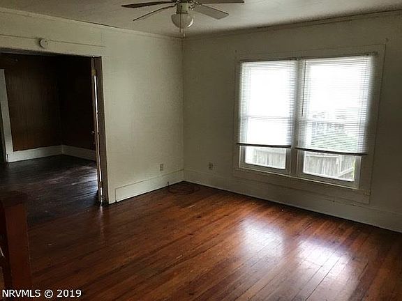 4th image of 820 Martin Ave
