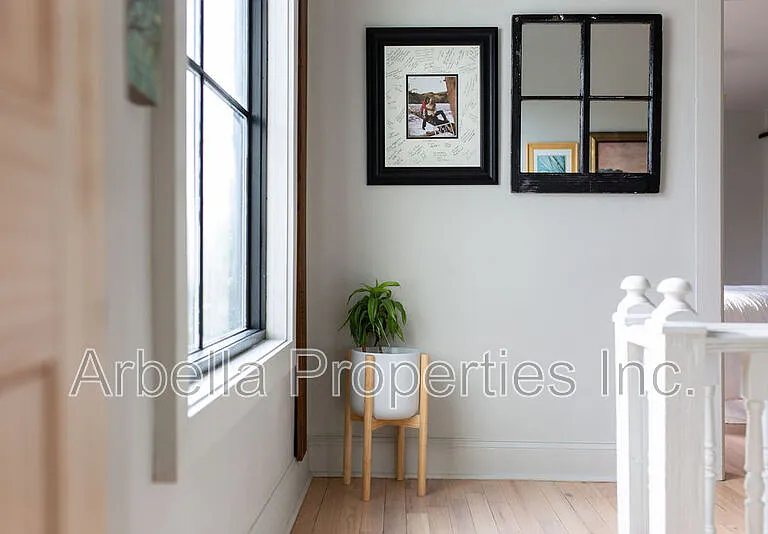 511 Alabama St — Photo 24