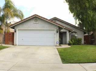 1859 Henshaw Ave, Tulare, CA 93274