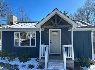 1151 Woodlands Rd, Charlottesville, VA 22901