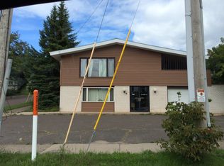 1043 W Quincy St, Hancock, MI 49930