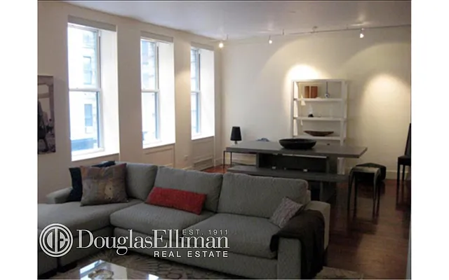 Rented by Douglas Elliman | media 2