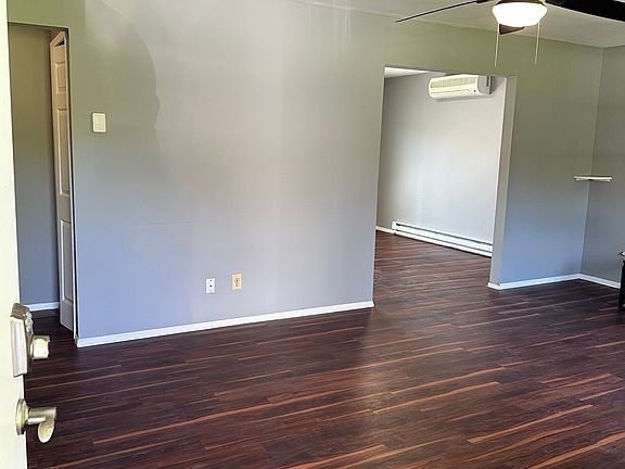 4th image of 62 Mackey Rd #2