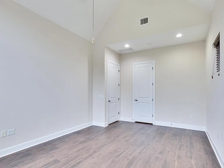 14208 Tyburn Trl — Photo 2