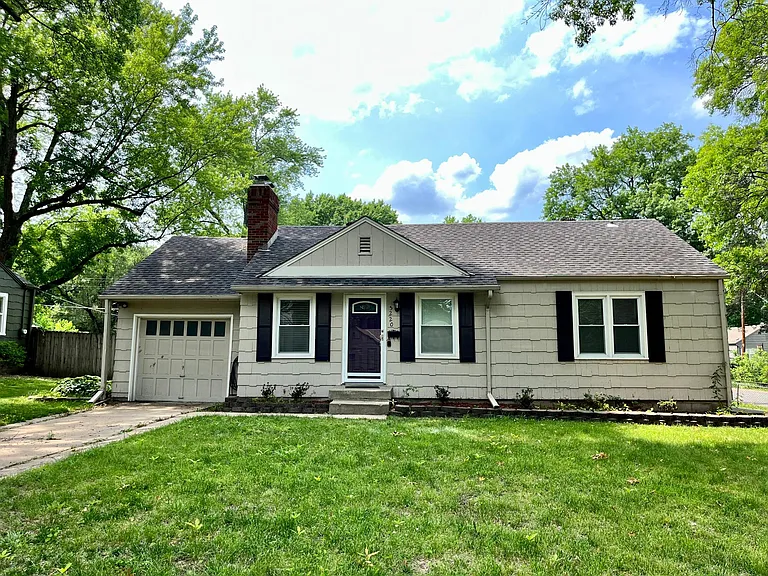 5220 Sycamore Dr — Photo 1