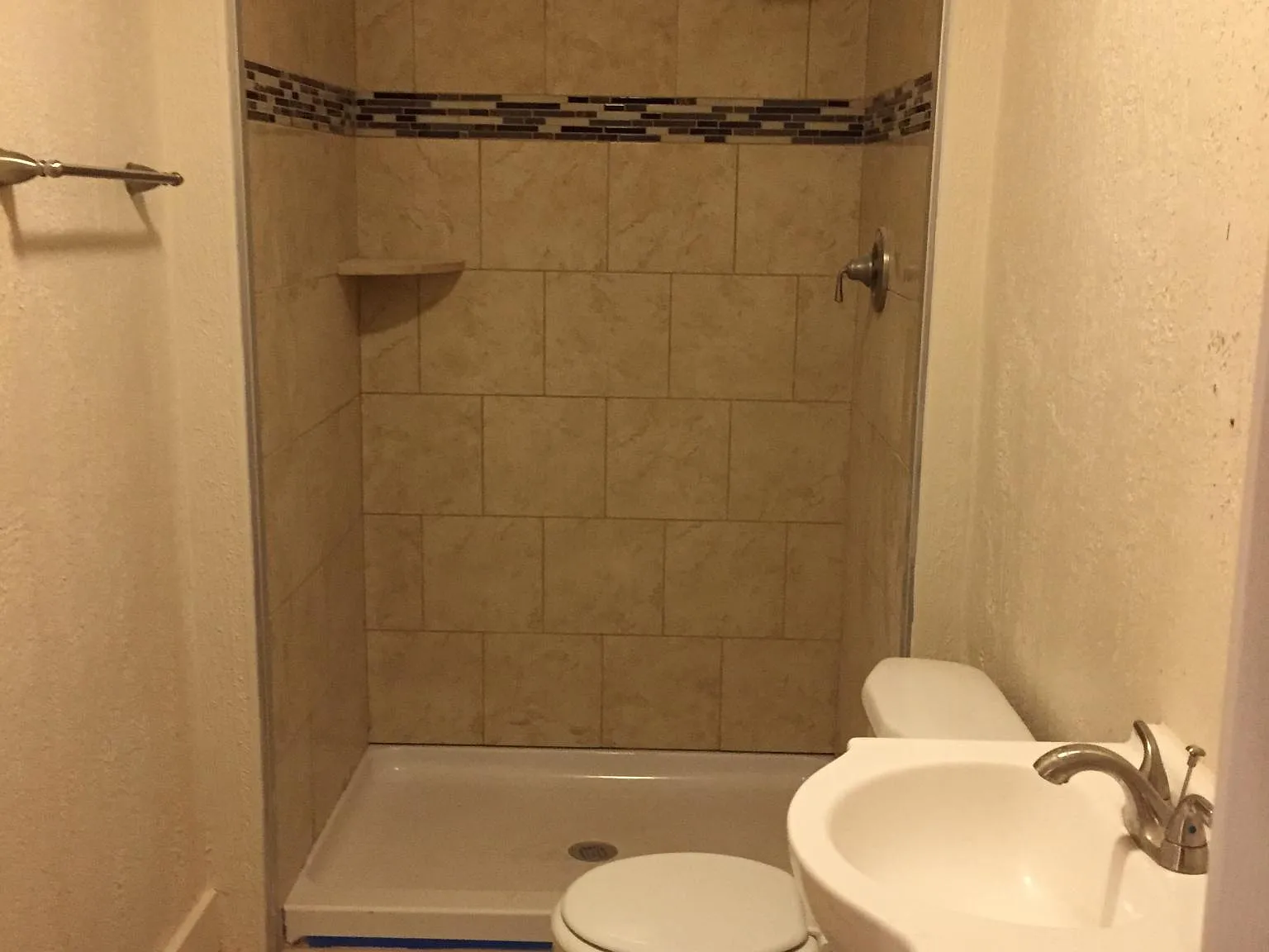 1 bed, $995 — Photo 4