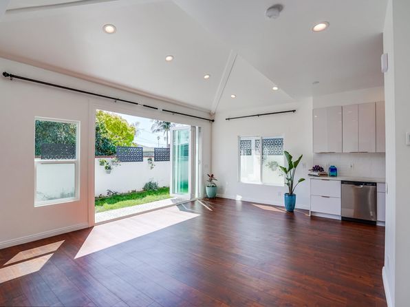 9427 1/2 S 4th Ave