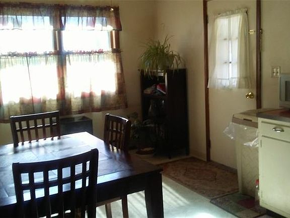 3rd image of 280 Walcott St
