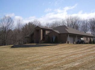 173 W Sand Lake Rd, Wynantskill, NY 12198