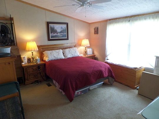 5th image of 353 Williams Ln