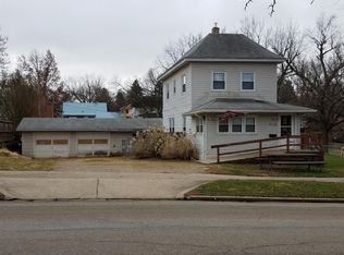 1106 Fremont St, Marshalltown, IA 50158