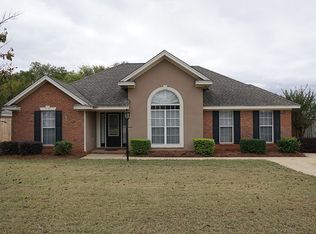 1803 Edinburgh St, Prattville, AL 36066