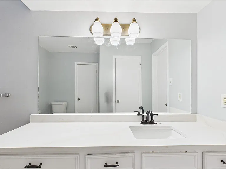 1107 Verret Ln — Photo 7