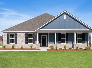 101 Laney Ln, Dothan, AL 36305