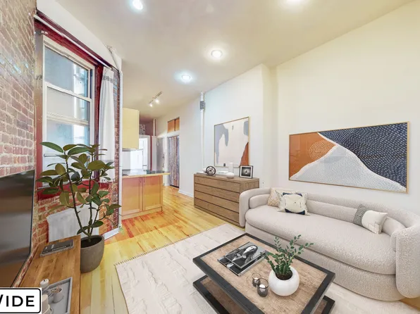 1654 Third Avenue image 1 of 9