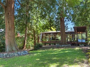 2166 N 122nd Pl, Seattle, WA
