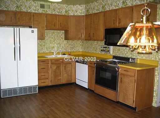 2nd image of 6104 Denver Cir
