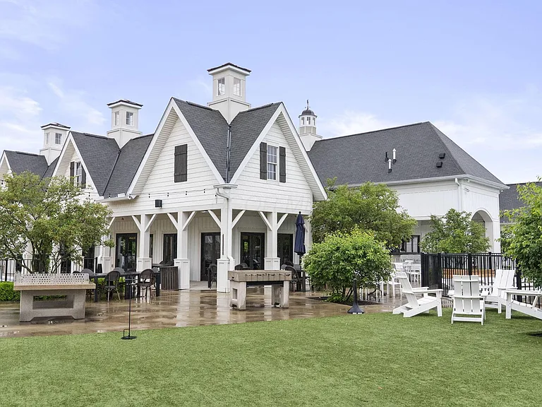 6007 Haydens Crossing Blvd — Photo 31