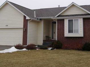 1121 S Bracken Cir, Wichita, KS 67207