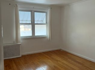 169-00 26th Ave, Flushing, NY 11358