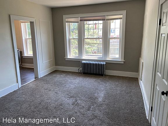 2nd image of 709 Hazelwood St #120