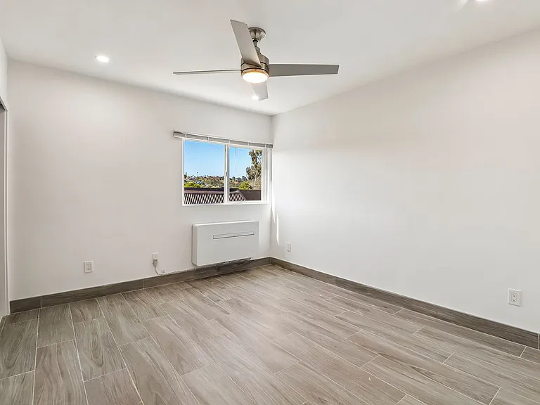 Garrison Townhome Apartments — Photo 41