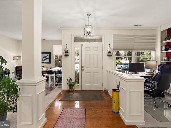 5th image of 28413 Pinehurst Cir