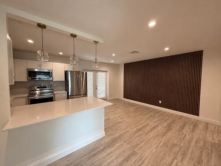2908 Carroll Pl — Photo 6