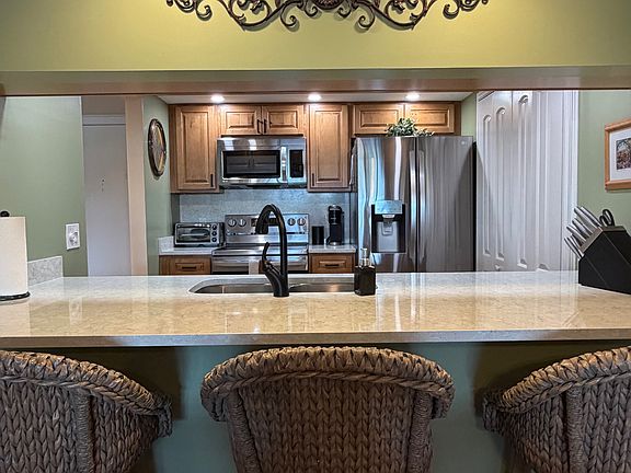 Breakfast bar