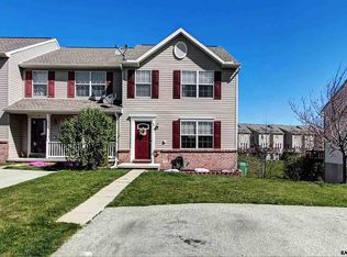 90 Zachary Dr, Hanover, PA 17331