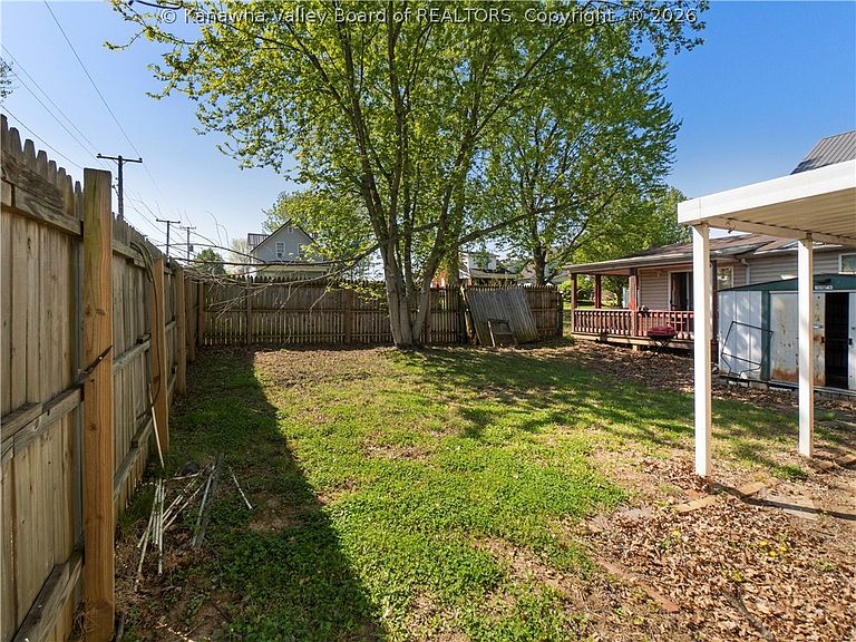Listing photo 4
