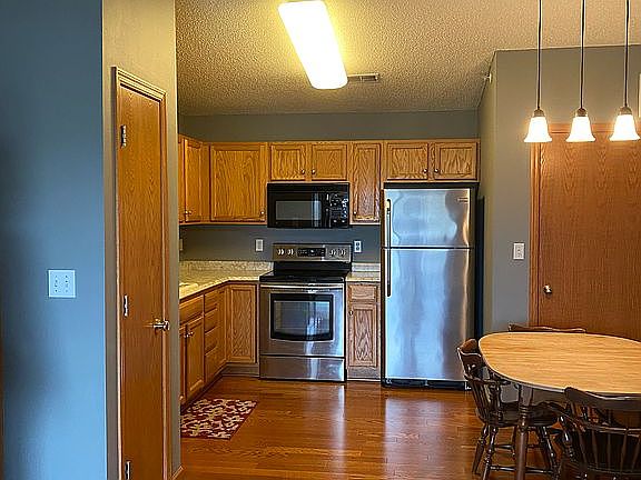 2nd image of 4702 Chadwick Rd Unit 12